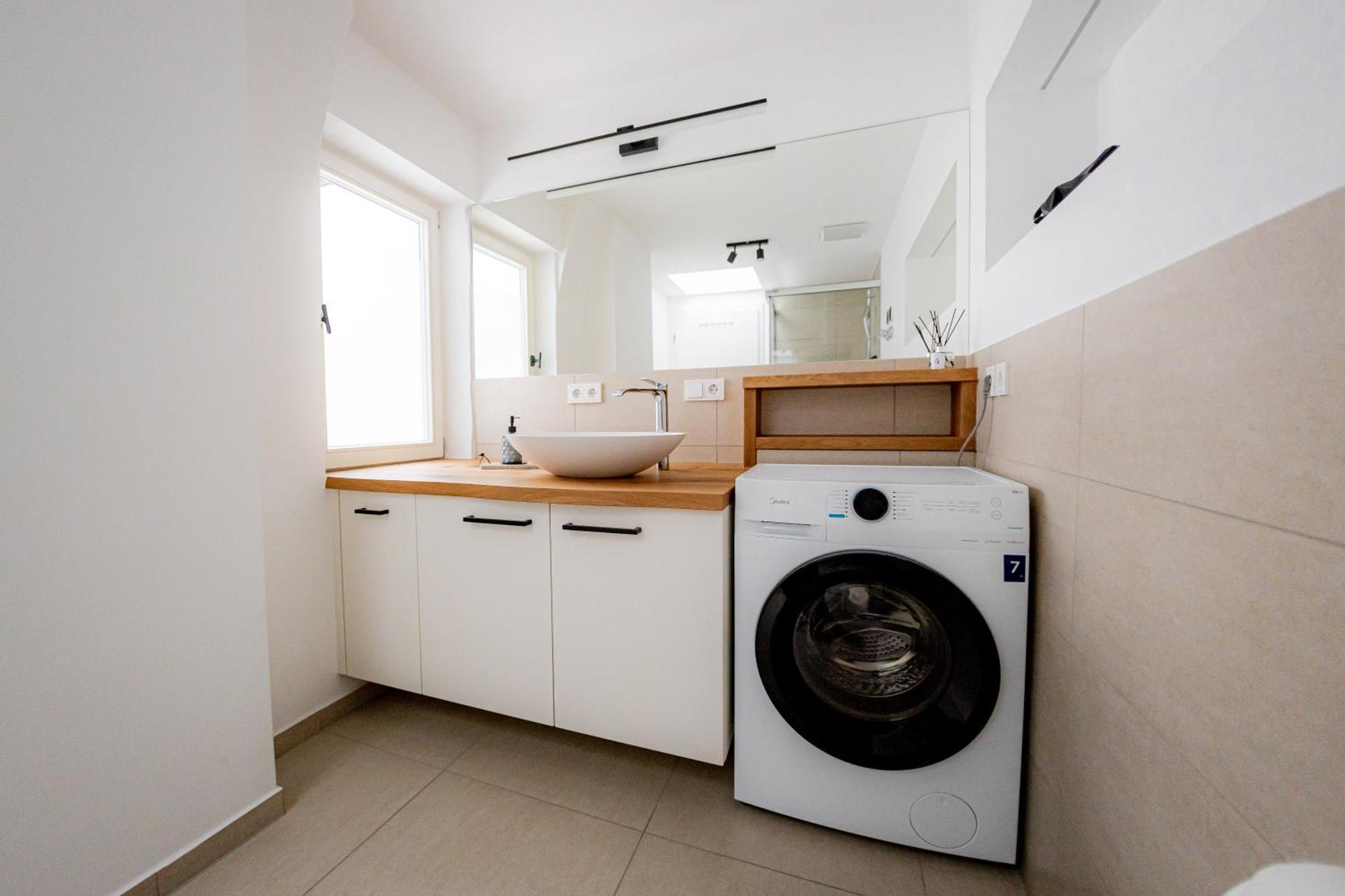 Highlight Am Stadtplatz Muehldorf - C4S Come4Stay - 2 Zimmer Wohnung I Bis Zu 5 Gaeste Exterior foto