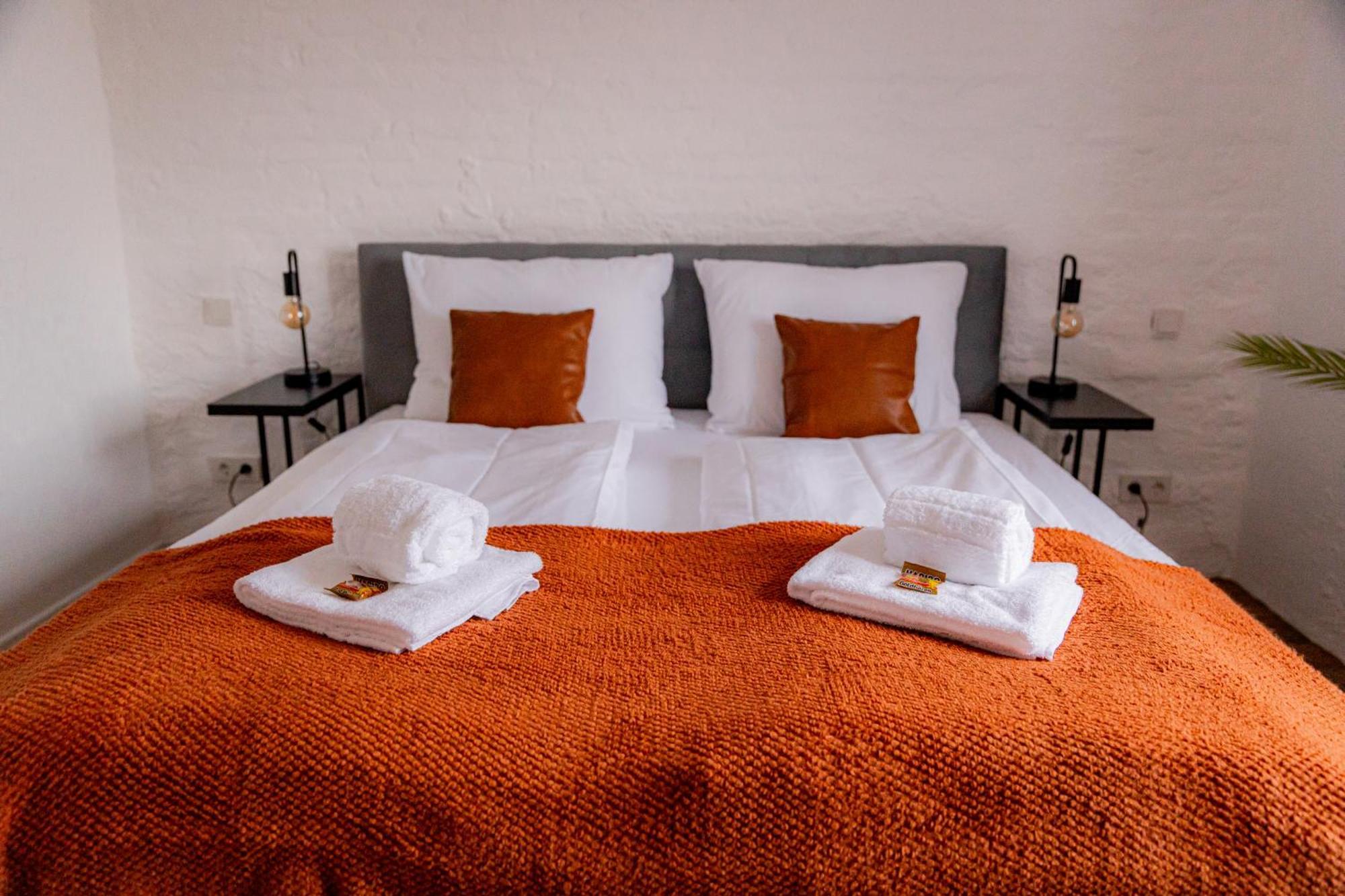 Highlight Am Stadtplatz Muehldorf - C4S Come4Stay - 2 Zimmer Wohnung I Bis Zu 5 Gaeste Cameră foto