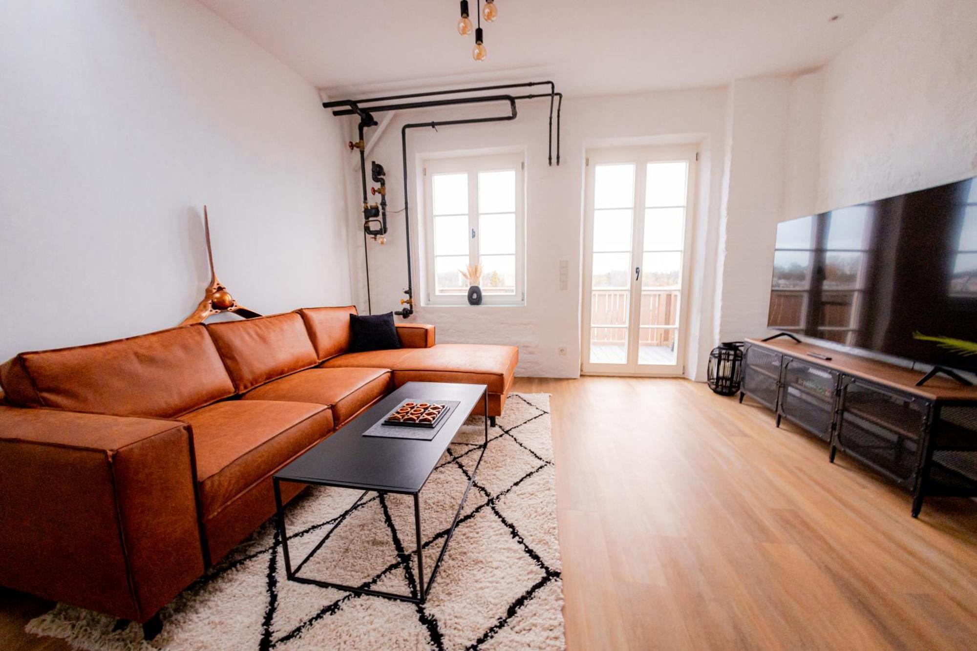 Highlight Am Stadtplatz Muehldorf - C4S Come4Stay - 2 Zimmer Wohnung I Bis Zu 5 Gaeste Cameră foto